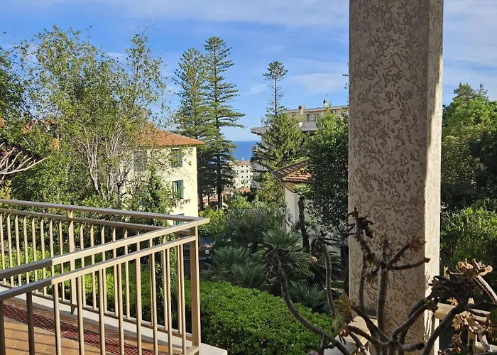 Carola Апартаменти