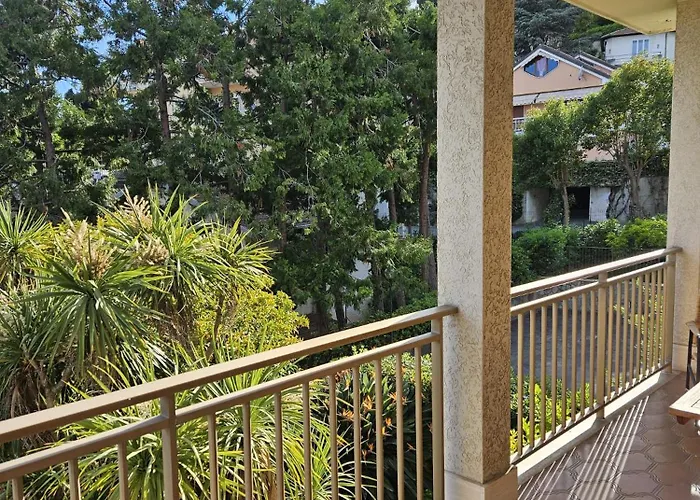 Carola Апартаменти